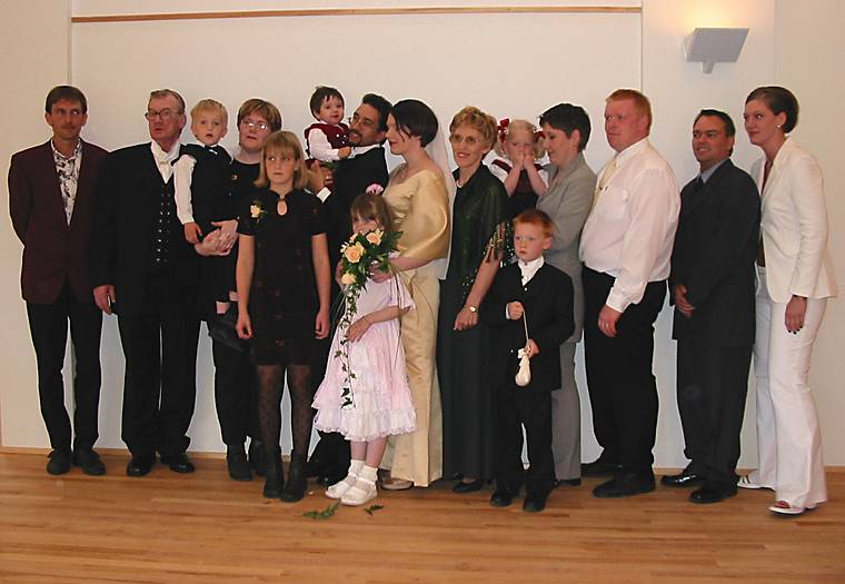 Aug 31, 2001 - Inga and Eric's wedding, Eskifjrur, Iceland.<br />Haldor, Dagmar's husband/significant other, Atli, Hrannar, Dgmar's son, Dgmar, Kata, Gujn, Eric, Dagbjrt, Inga, <br />Benna, Benna Soley, Atli Dagur, Kristjana, Ptur, Ingvar, and Julia.