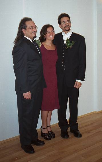 Aug 31, 2001 - Inga and Eric's wedding, Eskifjrur, Iceland.<br />Carl, Melody, and Eric.