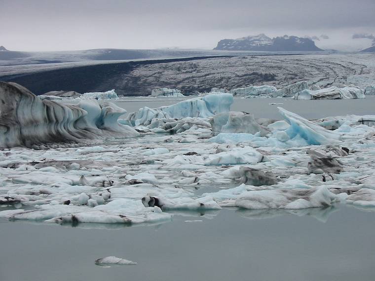 Sept 1, 2001 - At the shore of Jkulsrln (glacial river lagoon) at the foot of Breiamerkurjkull (a part of Vatnajkull).