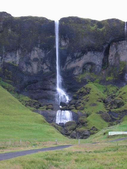 Sept 1, 2001 -Somewhere off Rt. 1 short of Kirkjubjarklaustur, Iceland.