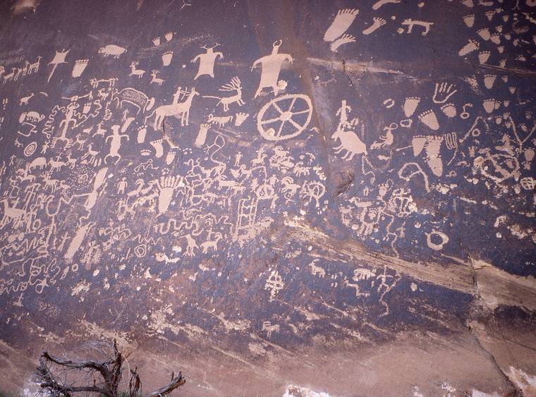 May 15, 2001 - Newspaper Rock off UT-211 (access road to Canyonlands NP), Utah.