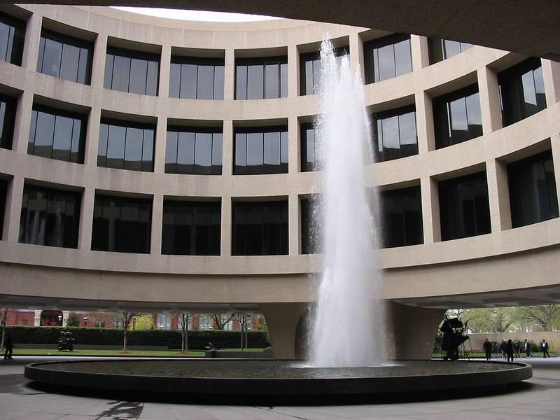 March 19, 2002 - Smithsonian's Hirshhorn Museum,  Washington, DC.