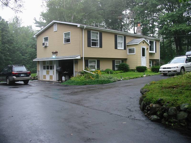 July 28, 2002 - At Carl and Holly's in Ringe, New Hampshire.