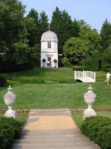 Aug 12, 2002 - Annapolis, Maryland.<br />William Paca House garden.