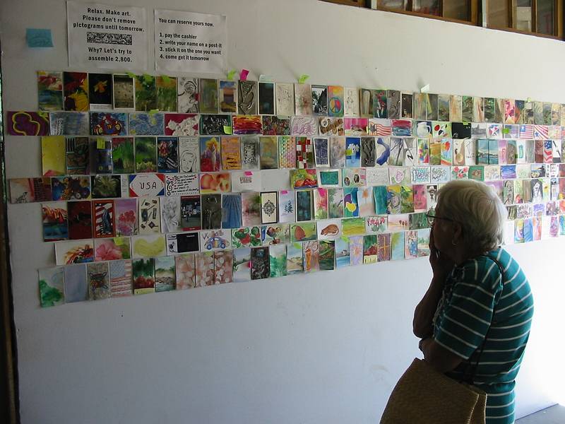Sept 7, 2002 - Amesbury Artworks, 10 R Street, Amesbury, Massachusetts.<br />Pictogram Project for the benefit of the Amesbury family of Robert Hayes, who died on AA Flight 11 on 9/11/2001.<br />Marie.