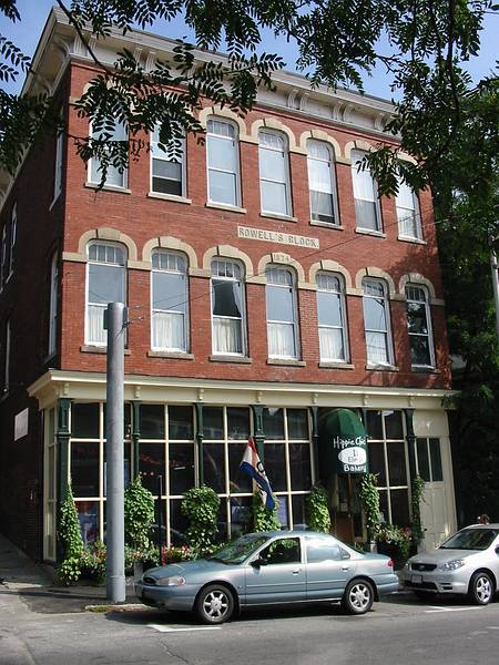 Sept 21, 2002 - Amesbury, Massachusetts.<br />Along Elm Street.