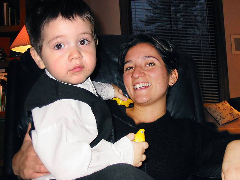 Dec 25, 2002 - Merrimac, Massachusetts.<br />Gujn and Melody.