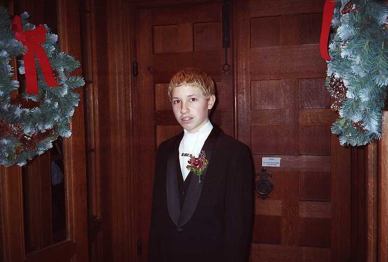 Dec 28, 2002 - Searles Castle, Windham, New Hampshire.<br />Carl and Holly's wedding.<br />Michael (Carl's cousin).