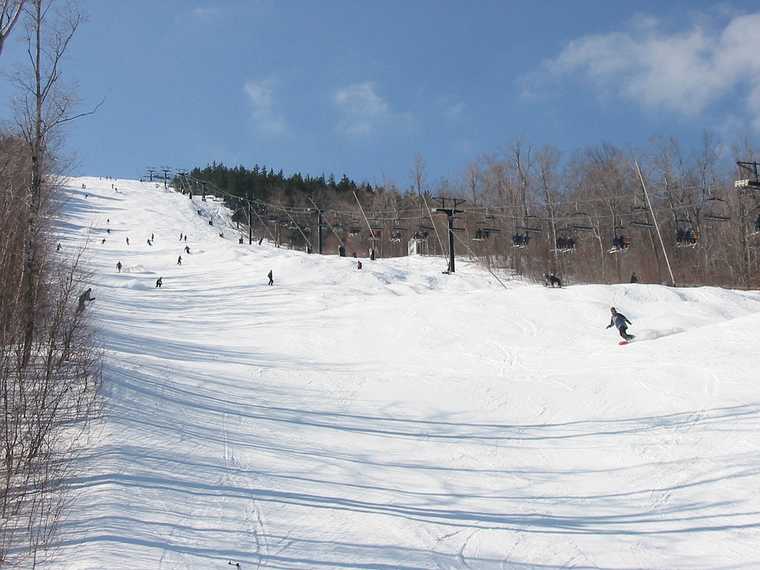 March 1, 2003 - Sunday River, Maine.<br />White Heat double black diamond trail.