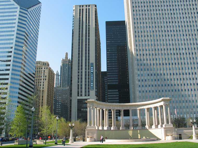 May 6, 2003 - Chicago, Illinois.<br />North end of Grant Park.