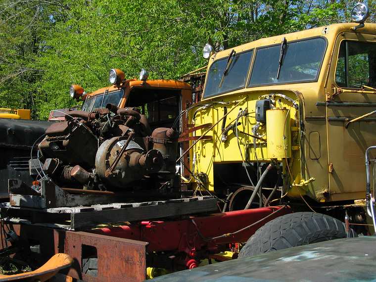 May 19, 2003 - Merrimac, Massachusetts.<br />In Bill Hanley's yard.