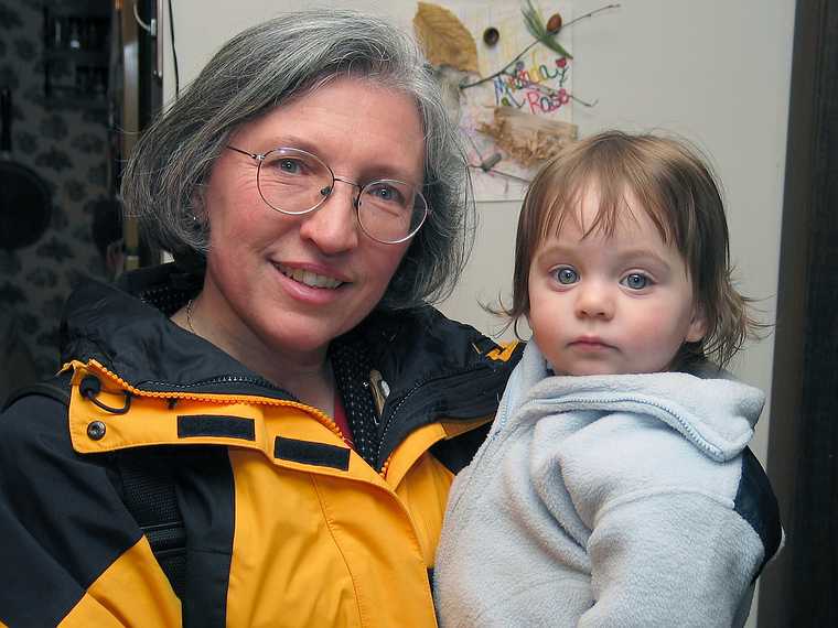 May 6, 2003 - Ringe, New Hampshire.<br />Visiting Carl, Holly, and Miranda.<br />Joyce and Miranda.