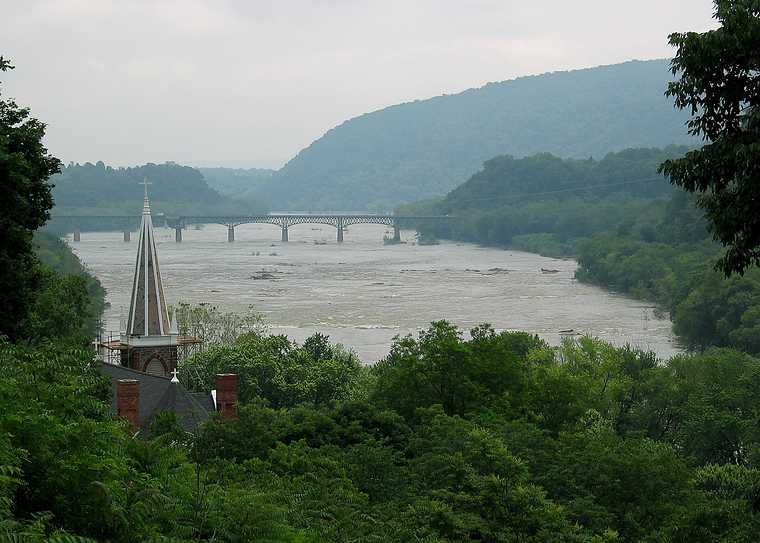 June 13, 2003 - Harpers Ferry, West Virginia.<br />The Potomac River seen from Jefferson Rock.