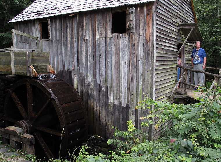 June 17, 2003 - Cades Cove, Great Smoky Mountains National Park, Tennessee.<br />Cable Mill.