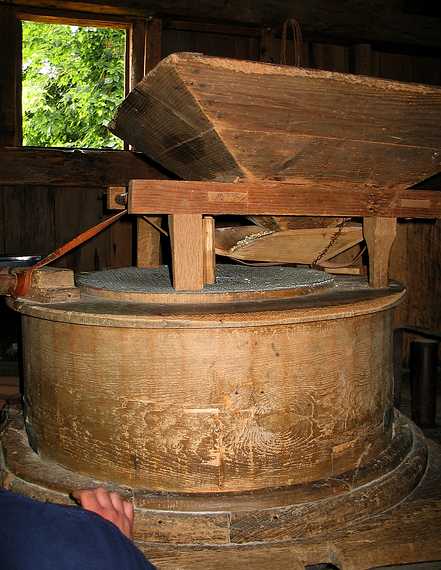 June 17, 2003 - Cades Cove, Great Smoky Mountains National Park, Tennessee.<br />Inside Cable Mills.