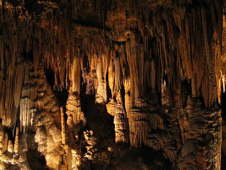 June 25, 2003 - Luray, Virginia.<br />Luray Caverns.