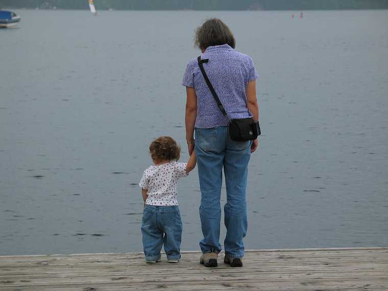 Aug 3, 2003 - Sunapee, New Hampshire.<br />Miranda and Joyce along Lake Sunapee.