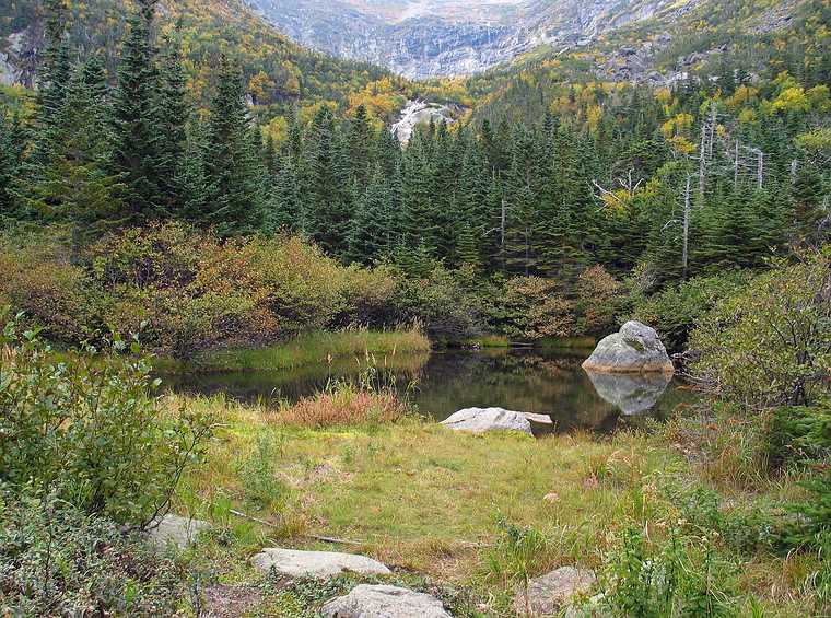 Sept 22, 2003 - Along Tuckerman Ravine Trail between Pinkham Notch and Hermit Lake, New Hampshire.<br />Hermit Lake.