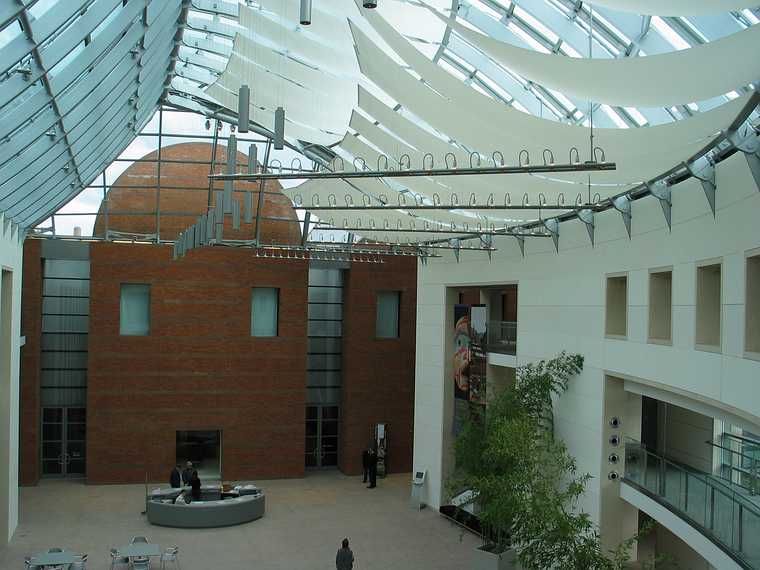 Oct 24, 2003 - Salem, Massachusetts.<br />Visit to the new Peabody Essex Museum with Joyce, Bonnie, and John.