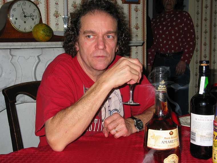 Nov 27, 2003 - Tewksbury, Massachusetts.<br />Thanksgiving dinner at Paul and Norma's.<br />Paul.