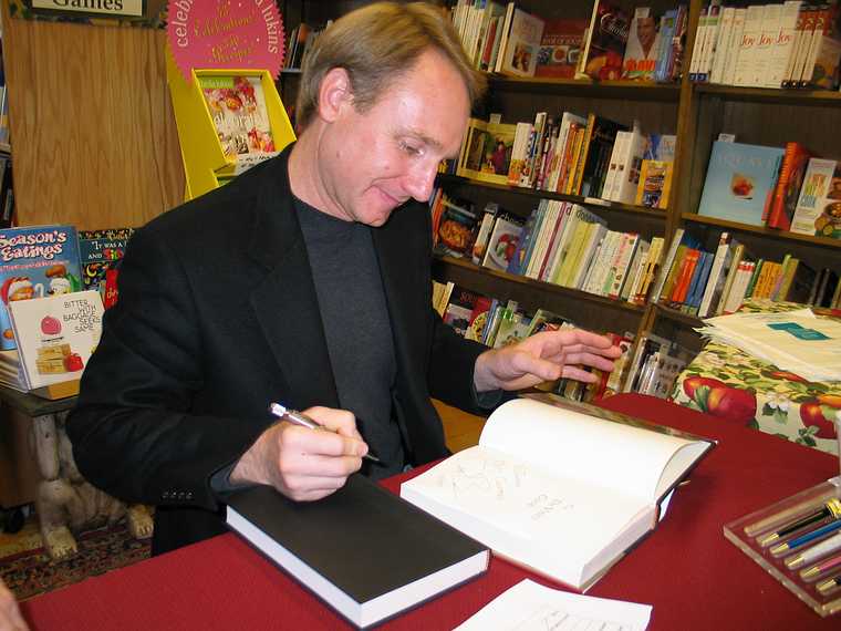 Dec 13, 2003 - Exeter, New Hampshire.<br />"Da Vinci Code" author Dan Brown at booksigning at Water Street Bookstore.
