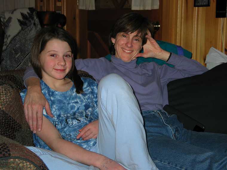 Jan 17, 2004 - Sunday River, Maine.<br />At the Cunninghams' ski lodge.<br />Lydia and Leslie.