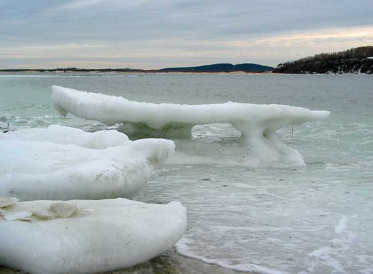 Jan 27, 2004 - Sandy Point State Park, Plum Island, Massachusetts.