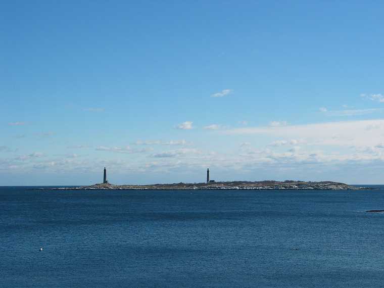 Jan 30, 2004 - Off Cape Ann.<br />Thacher Island twin lights.