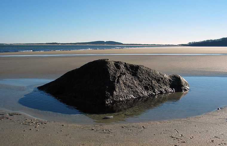 Feb 4, 2004 - Sandy Point State Preserve, Plum Island, Massachusetts.