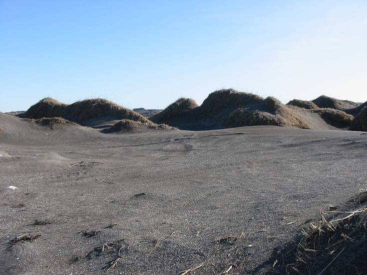 March 22, 2004 - Between Reykjanes and Hafnir on the end of Suurnes, Iceland.<br />Sand dunes at Stra-Sandvk bay.