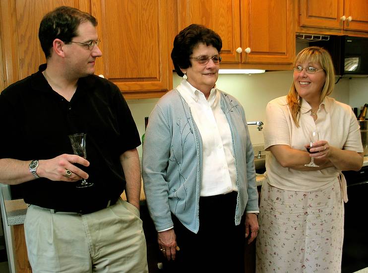 April 11, 2004 - Tewksbury, Massachusetts.<br />Easter dinner at Paul and Norma's.<br />Neil, his mother Laura, and his girlfriend.
