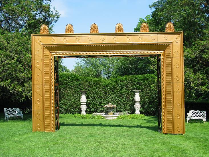 May 22, 2004 - Evergreen House, Baltimore, Maryland.<br />Brian McCutcheon, "Totus Mundus Agit Histrionem", 2004;<br />steel, fiberglass, resin, and autopaiint; 15' x 21' x 4'.
