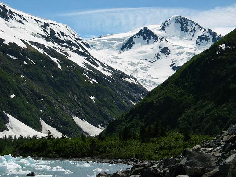 June 13, 2004 - Portage, Alaska.<br />Lake at foot of Portage Glacier.