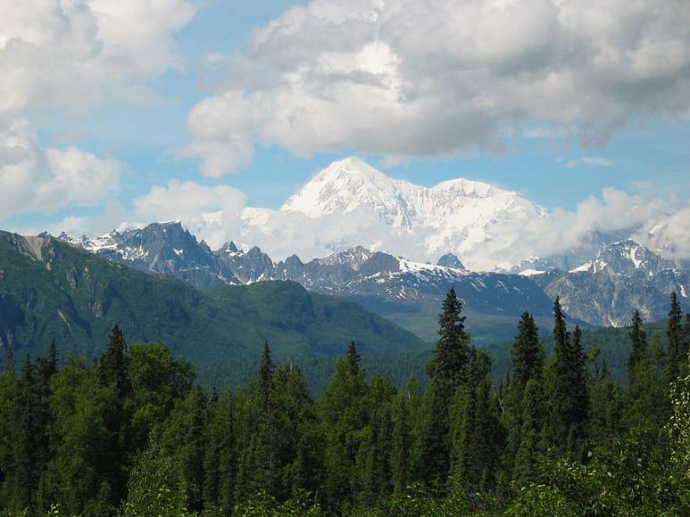 June 14, 2004 - On AK-3 south of Cantwell, Alaska.<br />Mt. McKinley or Mt. Denali (hightest peak in North America).