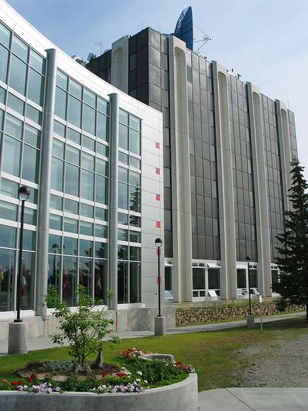 June 21, 2004 - University of Alaska, Fairbanks, Alaska.<br />Geophysical Institute.
