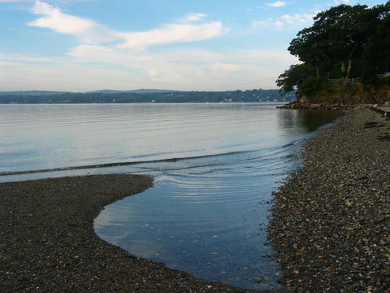 Sept. 25, 2004 - Colonial Gables Cottages, Belfast, Maine.<br />View south from water's edge in front of our cottage.
