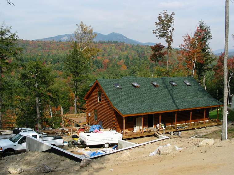 Oct. 9, 2004 - Campton, New Hamshire.<br />At Bill and Carol Hoyt's log cabin.<br />Dickey and Welch peaks in the distance.