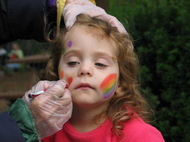 Oct. 11, 2004 - Newburyport, Massachusetts.<br />Miranda having her face painted.