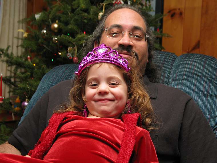 Dec. 26, 2004 - Ringe, New Hampshire.<br />Miranda's 3rd birthday.<br />Miranda and daddy Carl.