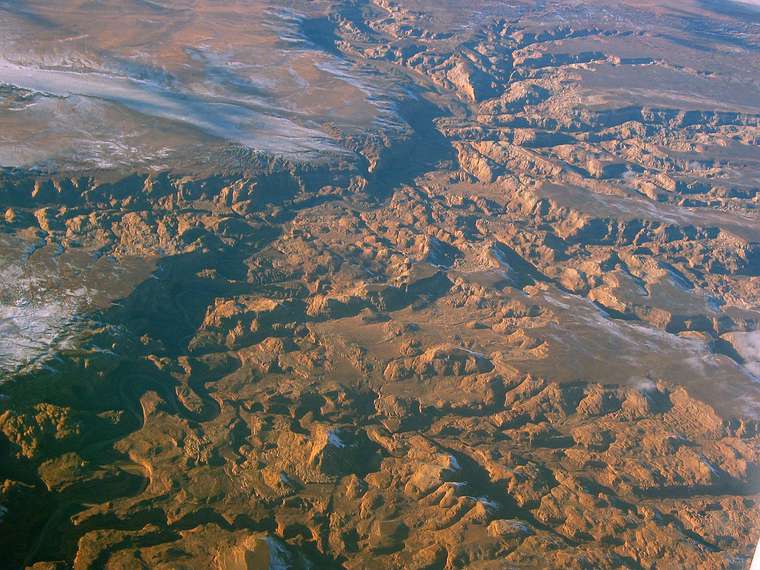 Jan. 6, 2004 - Above Utah (my guess).<br />Flight from Chicago to Oakland via Omaha and Las Vegas.