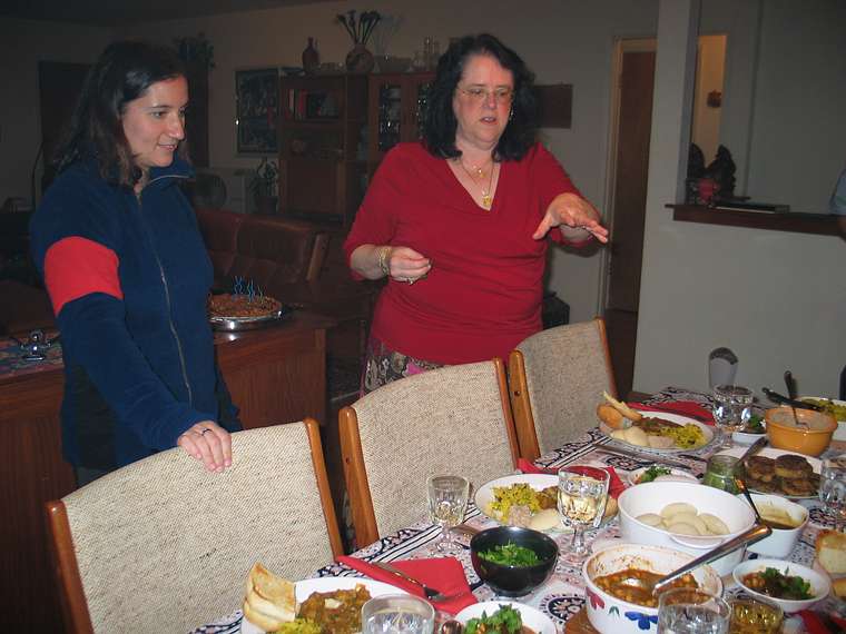 Jan. 12, 2005 - El Cerrito, California.<br />Dinner at Sati's parents house.<br />Melody and Sargam.