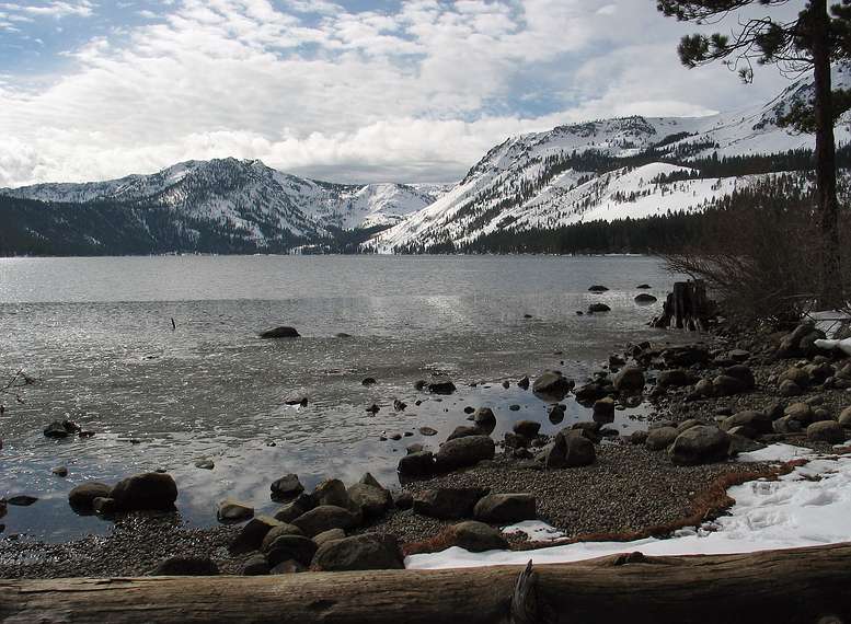 Jan. 16, 2005 - In the vicinity of Fallen Leaf Lake just south of Lake Tahoe, California.<br />Fallen Leaf Lake.