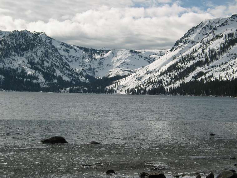 Jan. 16, 2005 - In the vicinity of Fallen Leaf Lake just south of Lake Tahoe, California.<br />Fallen Leaf Lake.