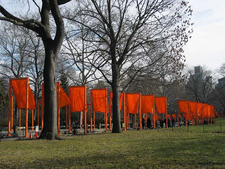 Feb. 12, 2005 - Central Park, New York City.<br />Christo and Jeanne-Claude's "The Gates" installation.