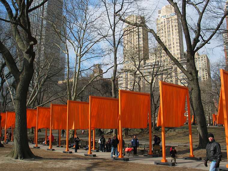Feb. 12, 2005 - Central Park, New York City.<br />Christo and Jeanne-Claude's "The Gates" installation.
