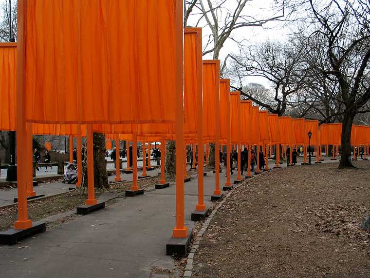Feb. 12, 2005 - Central Park, New York City.<br />Christo and Jeanne-Claude's "The Gates" installation.