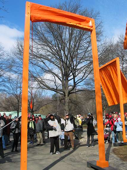 Feb. 12, 2005 - Central Park, New York City.<br />Christo and Jeanne-Claude's "The Gates" installation.