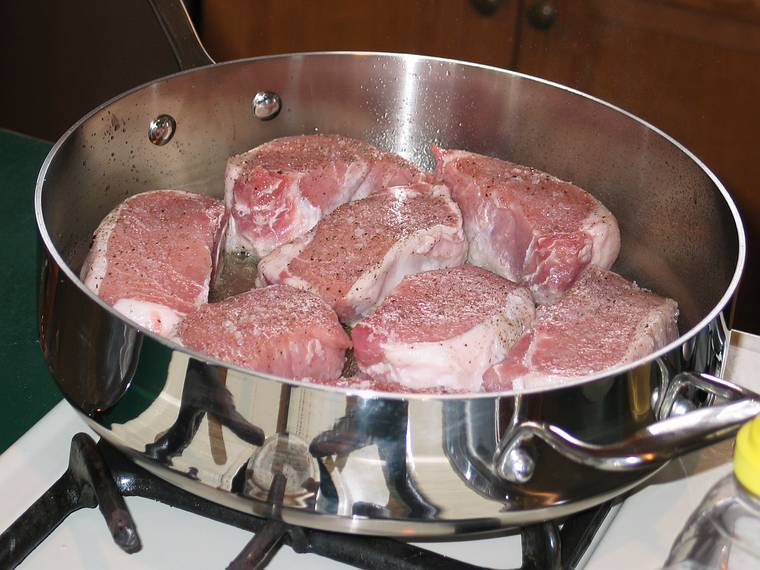 April 10, 2005 - Merrimac, Massachusetts.<br />Norma's birthday and Paul and Norma's wedding anniversary celebration.<br />Pork.