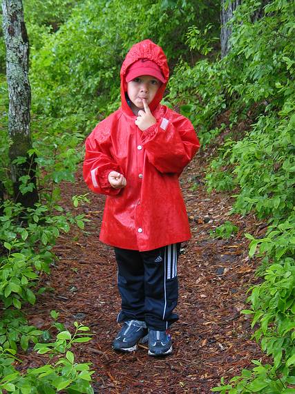 June 18, 2005 - White Lake State Park, Tamworth, New Hampshire.<br />Gujn on trail around White Lake.