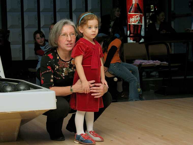 Joyce and Miranda waiting for the ball to reach the pins.<br />Arianna's 8th birthday party.<br />November 5, 2005 - Leo's Super Bowl, Amesbury, Massachusetts.
